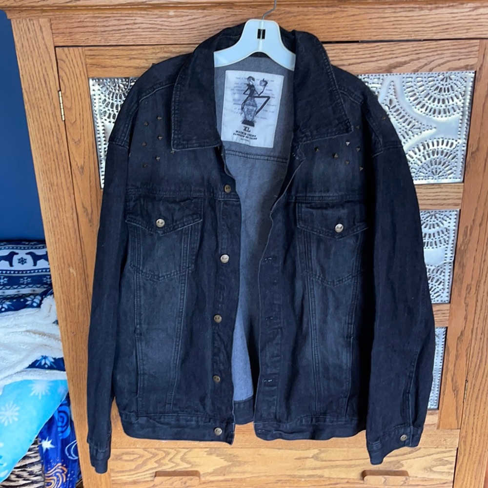 XL Disney nightmare before Christmas Jack Skellington black denim jean jacket